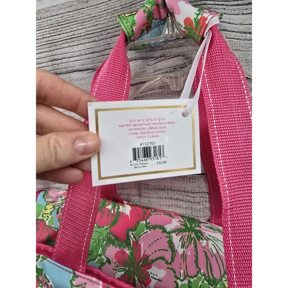 NEW Lilly Pulitzer Insulated Cooler Bag In Big Flirt - Picture 6 of 13